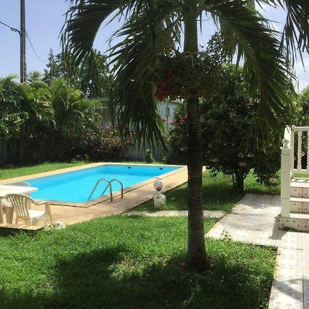 T2 Tropical En Bord De Piscine A 100M De La Mer Daire Le Carbet Dış mekan fotoğraf